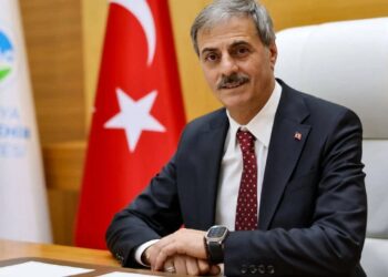 Üniversite, AKP’li belediye başkanını doğrulamadı