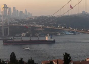 CHP’nin “köprü” yürüyüşüne valilik engeli