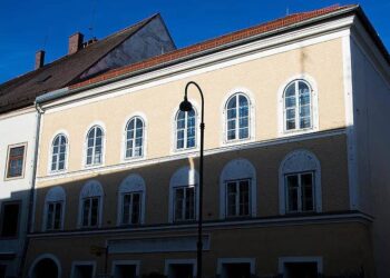 Hitler’in doğduğu evle ilgili karar verildi