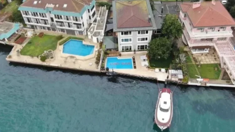 Ünlülere yönelik “uyuşturucu” soruşturmasında “torbacı” olduğu iddia edilen kişinin kimliği belirlendi, kırmızı bülten istendi