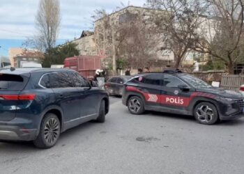 Polislere saldırdığı iddia edilen zanlı gözaltına alındı