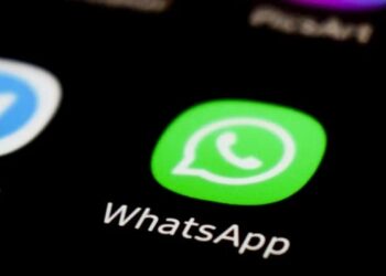 Rusya, WhatsApp’a erişimi engelledi