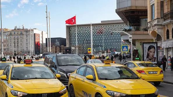 Taksilerde kartla ödeme kabulü zorunlu oldu