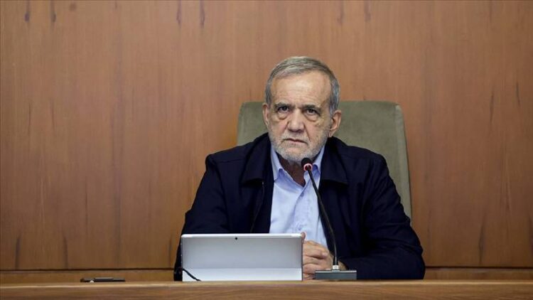 Pezeşkiyan’dan İran’ın dini lideri Hamaney’in öldürülmesine tepki: Cevapsız kalmayacak