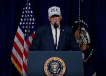 Trump’tan İran’ın “ağır taarruz” tehdidine: Yaparlarsa onları daha önce görülmemiş bir güçle vururuz