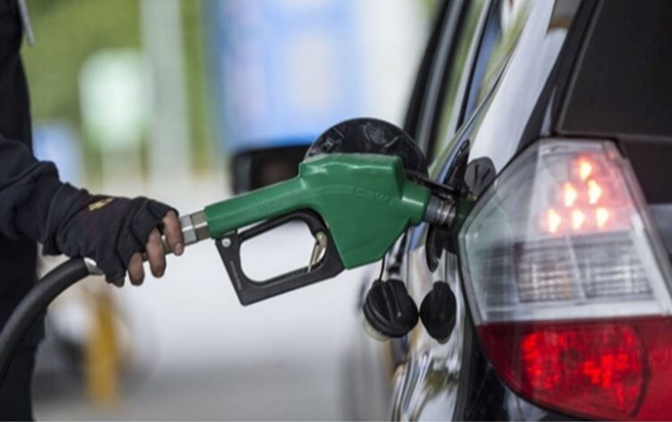 Akaryakıta yeni zam: Motorin bazı illerde 80 TL’yi aştı