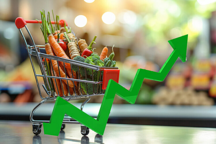 Ekonomistlerden enflasyon yorumu: Hedefler iki ayda hayal oldu