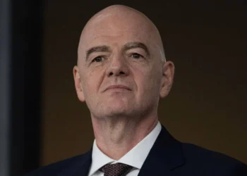 FIFA’dan yeni kural sinyali: Ağzını kapatana kırmızı kart