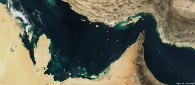 Hürmüz Boğazı küresel petrol ticareti için neden önemli?