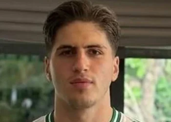 İstanbul’da 20 yaşındaki futbolcuya silahlı saldırı