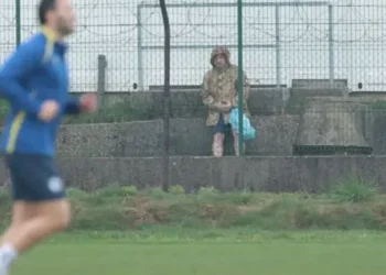Milli maç öncesi askeri casus krizi: Antrenmanı videoya aldı
