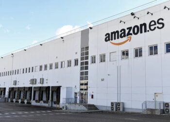 Amazon’un Körfez’deki iki veri merkezinde yangın