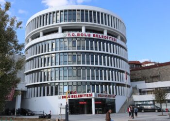 Bolu Belediyesi’nde Mehmet Tuna Özcan başkan vekilliğine seçildi