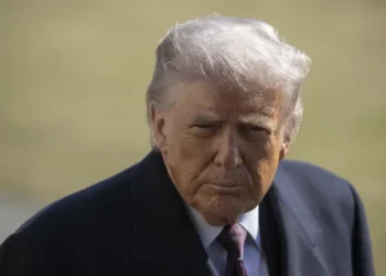 Trump “Hedeflerimize ulaşana kadar saldıralar sürecek” dedi, İranlılara seslendi: Ülkenizi geri alın