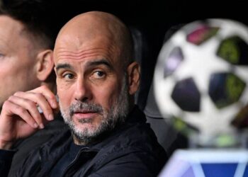 ”Kaos içindeyiz ve kimse parmağını bile kıpırdatmıyor”