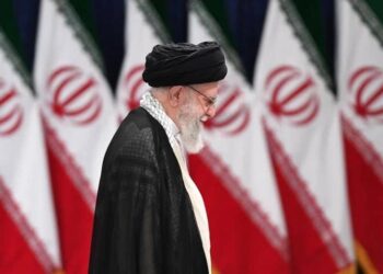 İran’da Hamaney’in cenaze töreni ertelendi