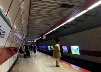 İstanbul metrosuna 8 Mart kısıtlaması