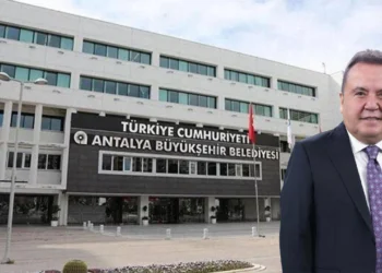 Muhittin Böcek’in oğluna “İtirafçı ol” şantajı: “Bebeğini düşünüyorsa…”