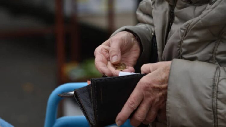 Türk-İş: Yoksulluk sınırı 106 bin 817 lira